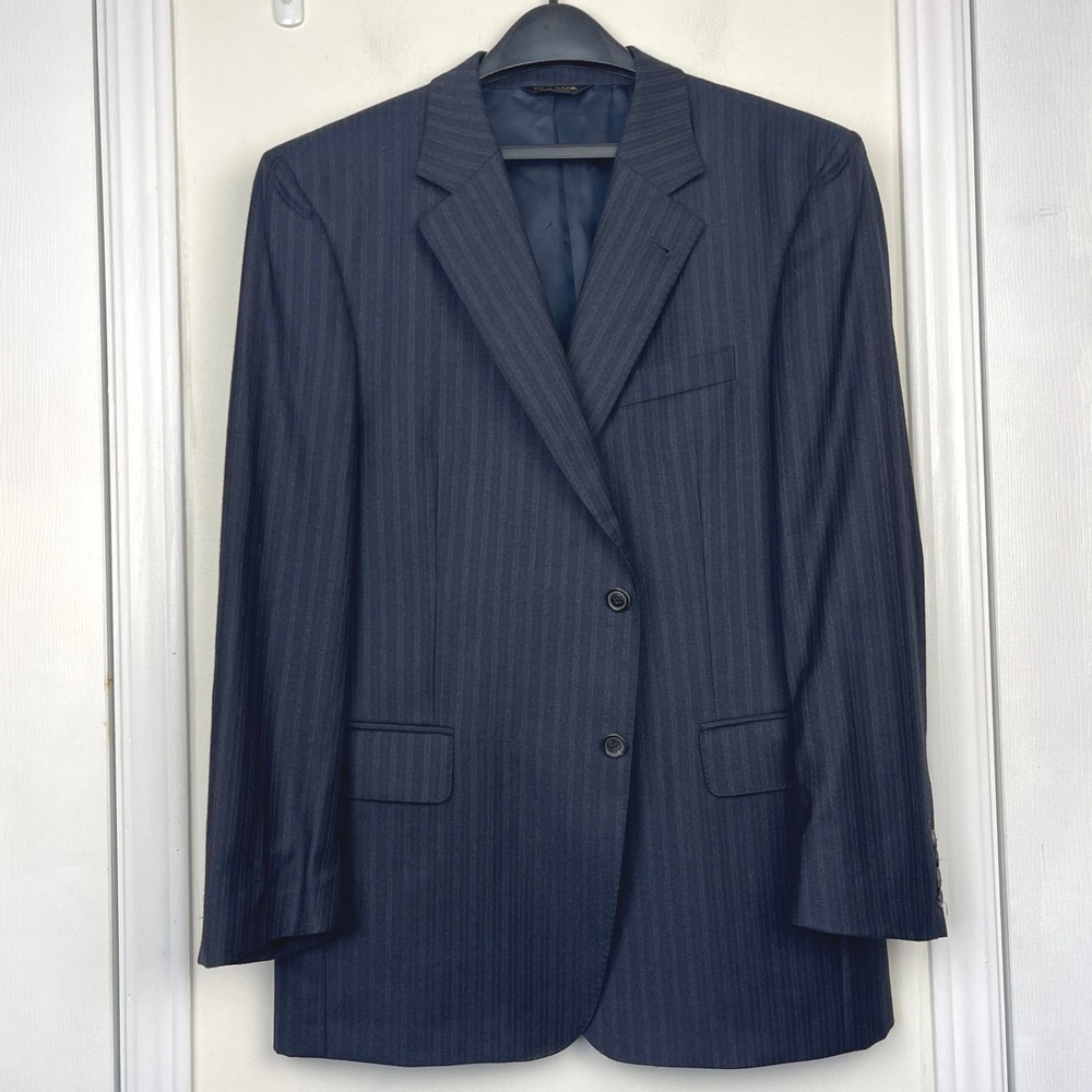Jos A Bank 2-Piece Suit 42R 36x29 100% Wool Navy Blue Pin Striped Jacket  Pants - Picture 3 of 16